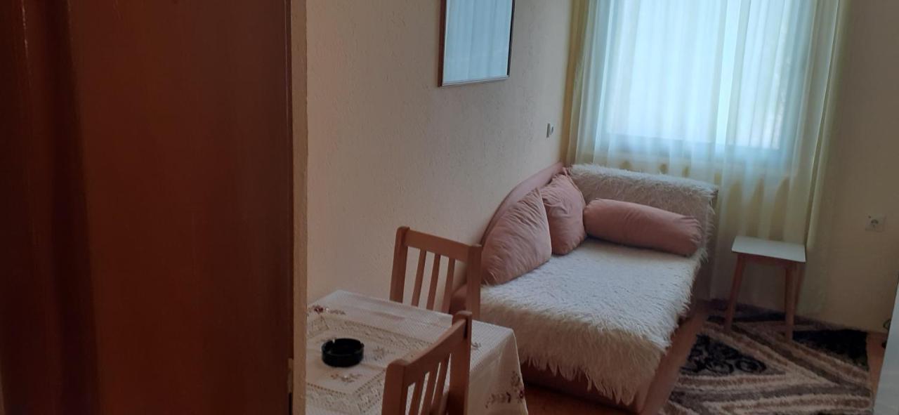 Ferienwohnung Smjestaj Na Selu,Porodica Gvozdenac Sipovo Exterior foto